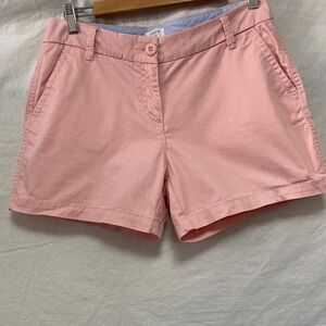 Crown & Ivy PETITE Chinos shorts in Soft Pink
